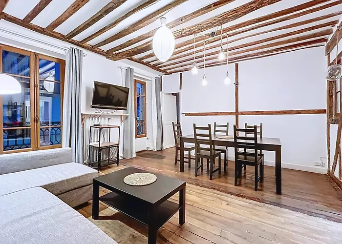 Апартаменты Charming 2room Flat Near Buttes-chaumont Париж
