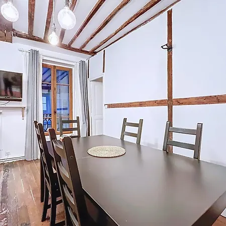 Charming 2room Flat Near Buttes-chaumont *